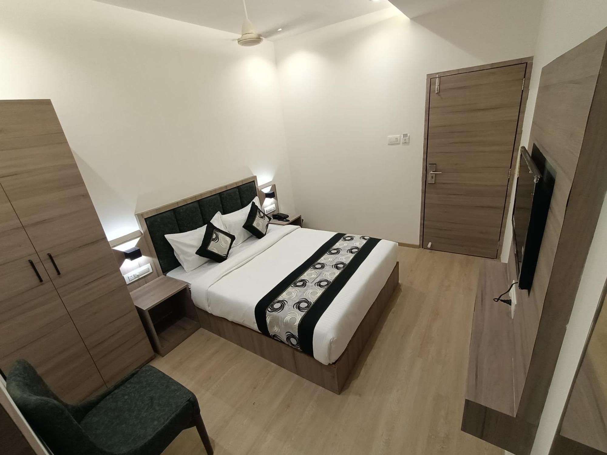 Hotel Beverly Palace Santacruz - Near Bkc - Mumbai Airport T1 מראה חיצוני תמונה