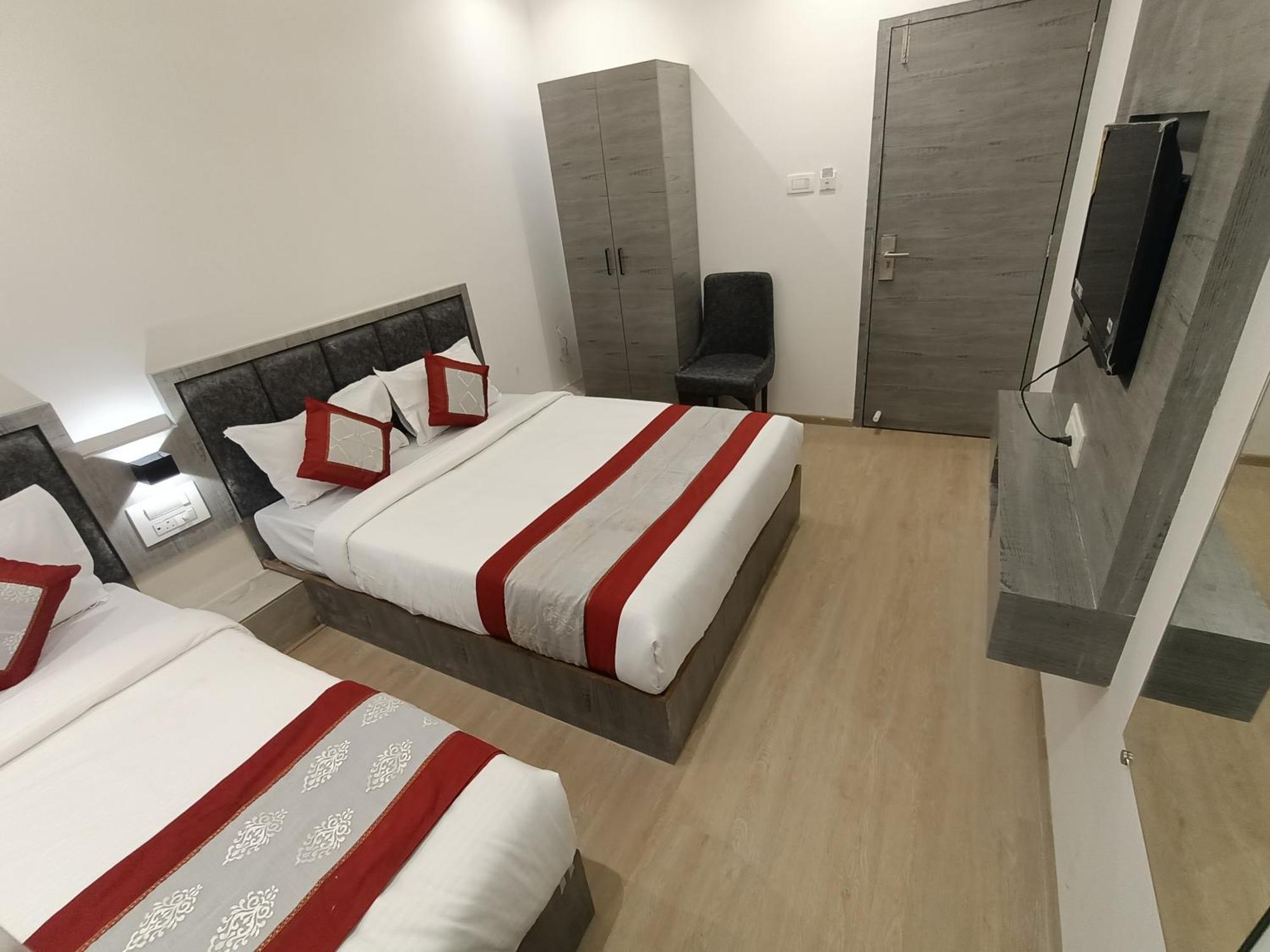Hotel Beverly Palace Santacruz - Near Bkc - Mumbai Airport T1 מראה חיצוני תמונה
