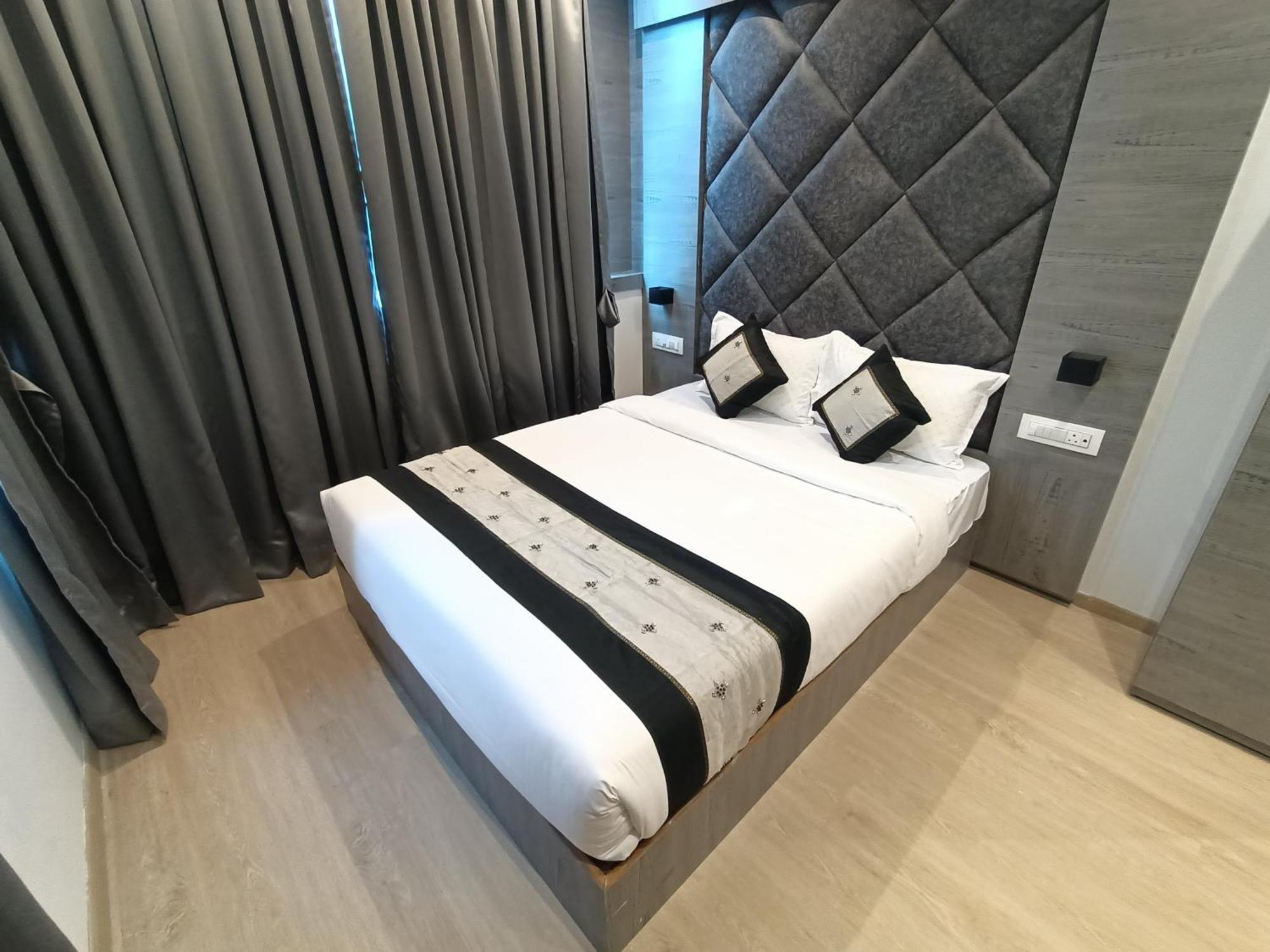 Hotel Beverly Palace Santacruz - Near Bkc - Mumbai Airport T1 מראה חיצוני תמונה