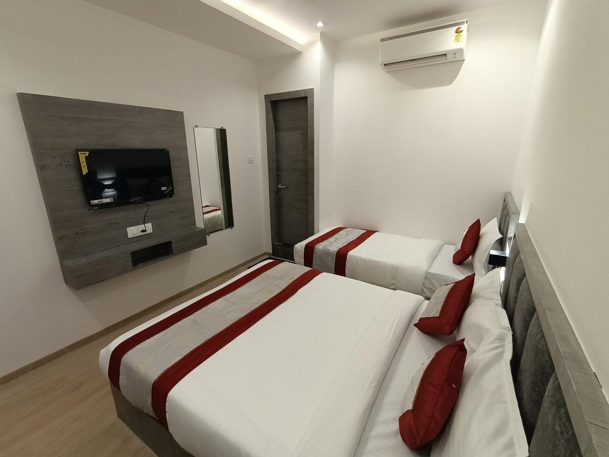 Hotel Beverly Palace Santacruz - Near Bkc - Mumbai Airport T1 מראה חיצוני תמונה