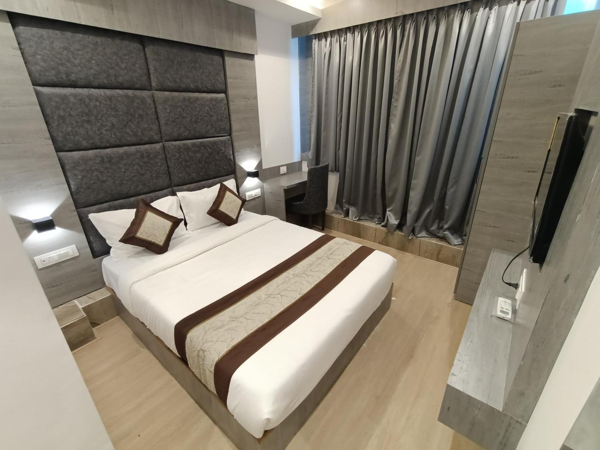 Hotel Beverly Palace Santacruz - Near Bkc - Mumbai Airport T1 מראה חיצוני תמונה