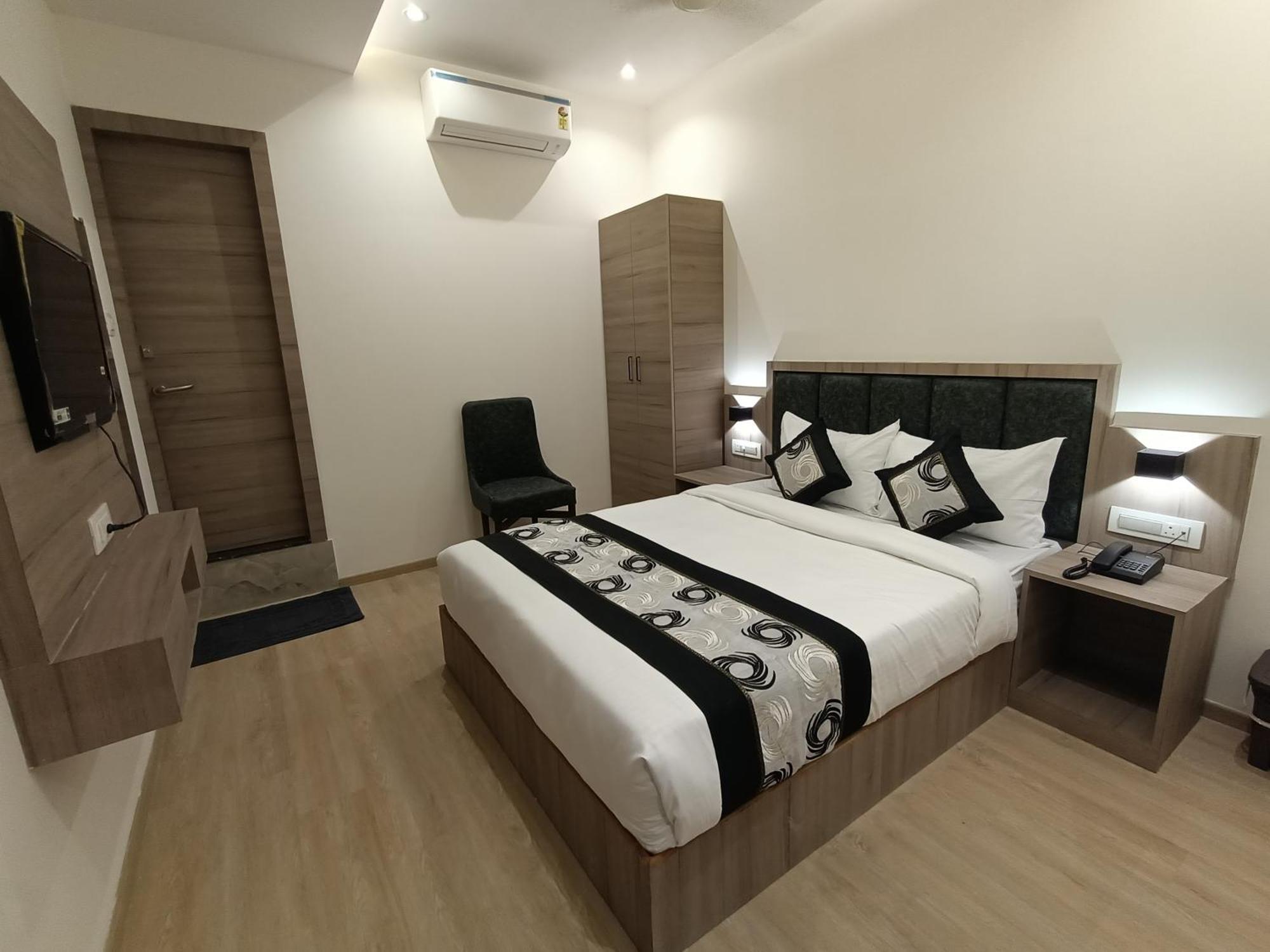 Hotel Beverly Palace Santacruz - Near Bkc - Mumbai Airport T1 מראה חיצוני תמונה