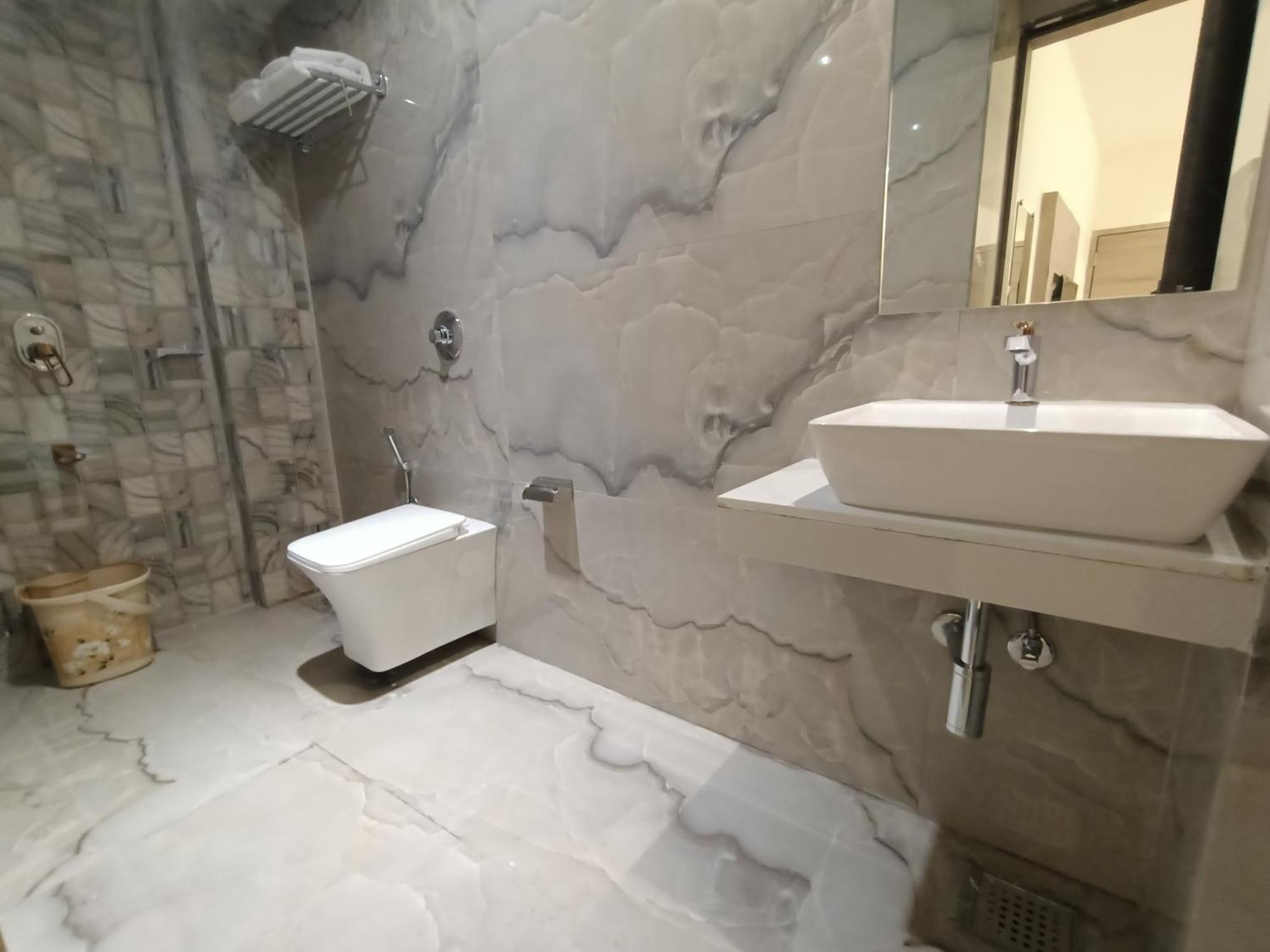 Hotel Beverly Palace Santacruz - Near Bkc - Mumbai Airport T1 מראה חיצוני תמונה