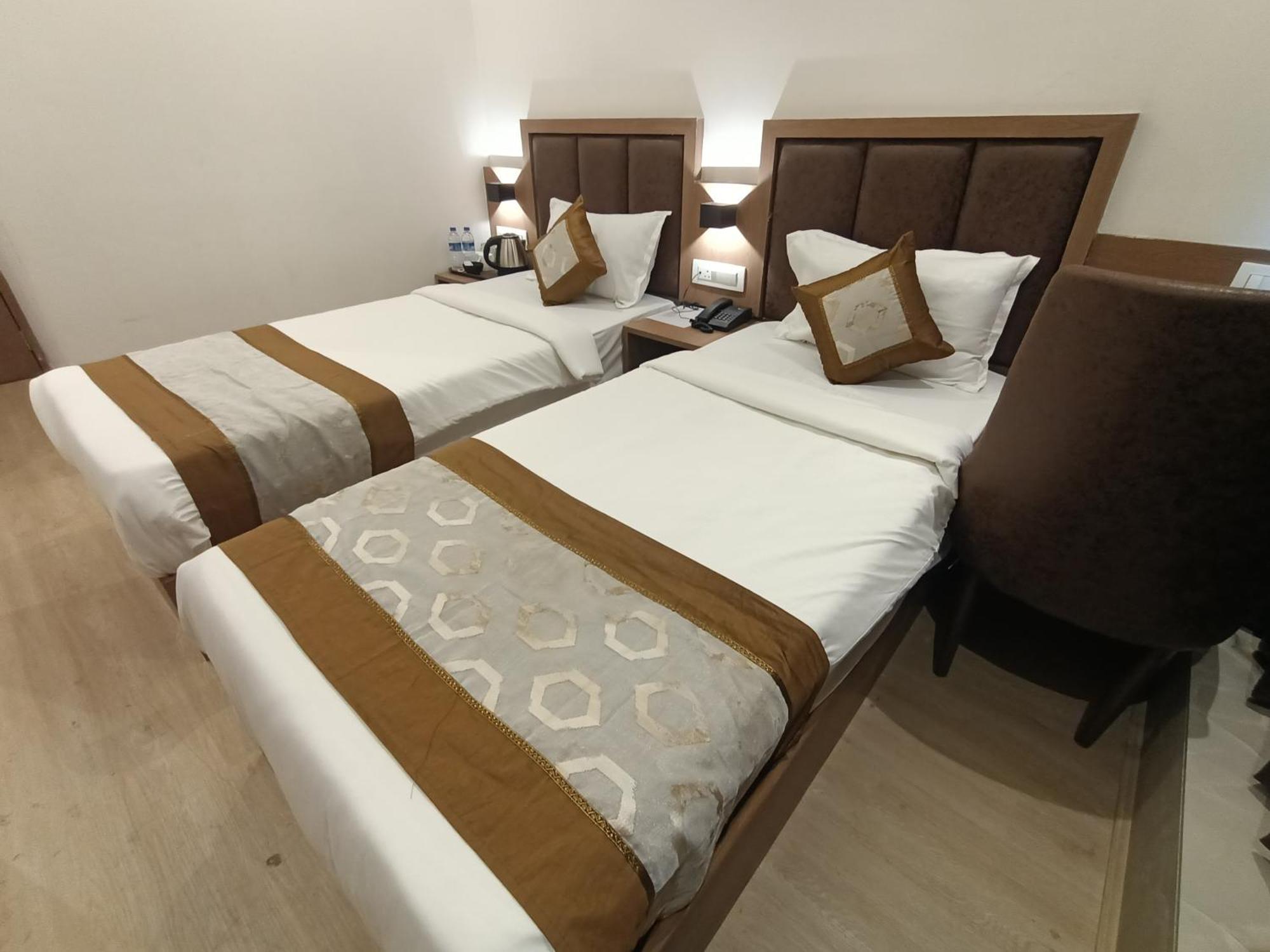 Hotel Beverly Palace Santacruz - Near Bkc - Mumbai Airport T1 מראה חיצוני תמונה