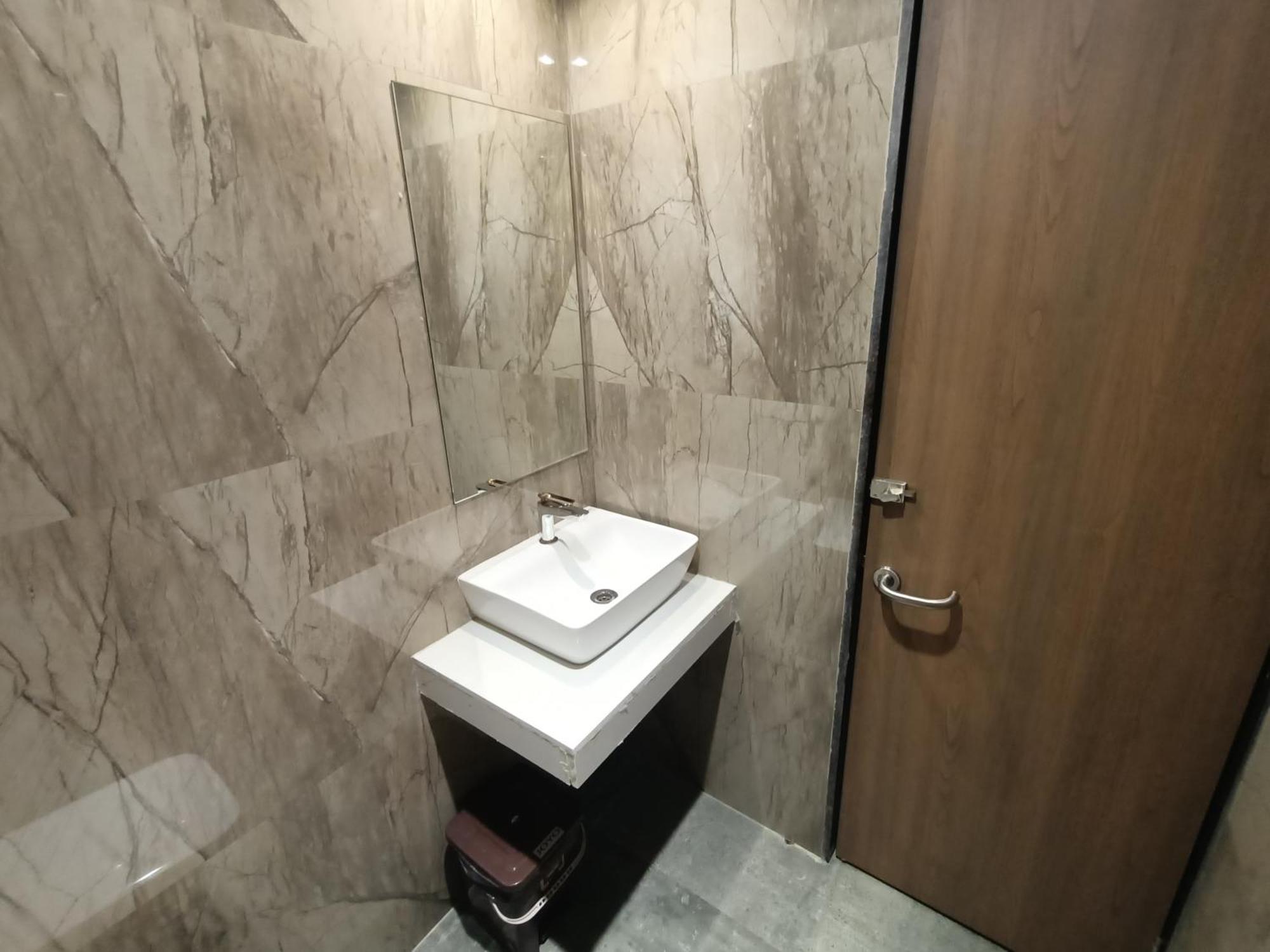Hotel Beverly Palace Santacruz - Near Bkc - Mumbai Airport T1 מראה חיצוני תמונה