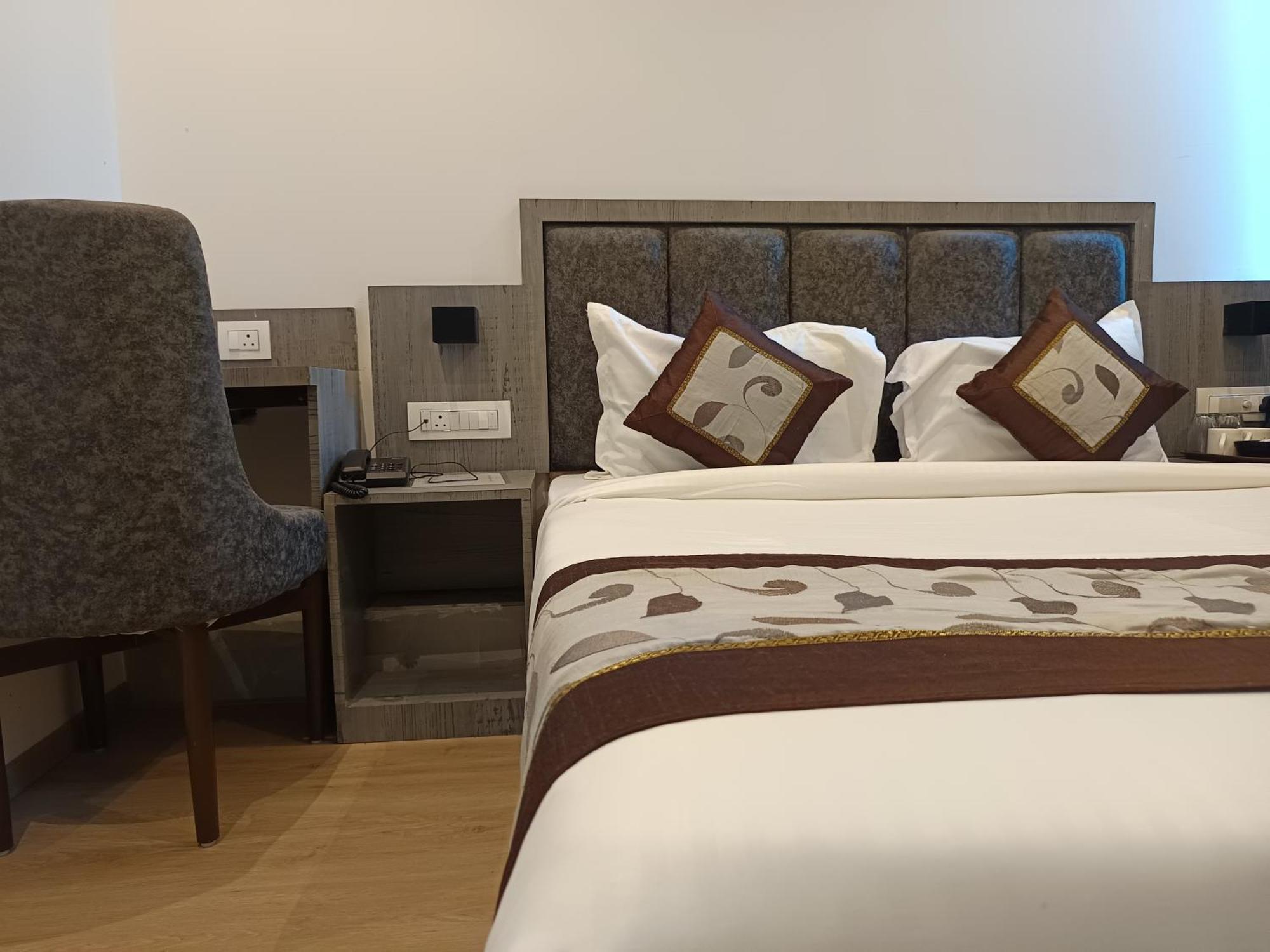 Hotel Beverly Palace Santacruz - Near Bkc - Mumbai Airport T1 מראה חיצוני תמונה